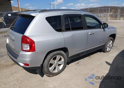 2012 Jeep Compass Sport z USA, uszkodzony, nr VIN 1C4NJDBB2CD705534